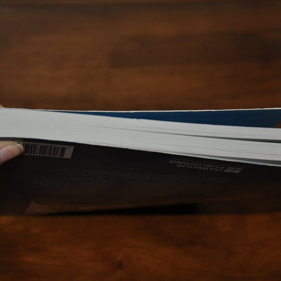 Sea Salt Recipes From The West Coast Galley Paper Back Cook Book 256 pages - Picture 6 of 8